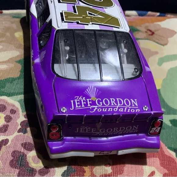 ACTION JEFF GORDON 24 FOUNDATION 2001 MONTE CARLO LTD ED DIECAST CAR 1:24 - Picture 3 of 7